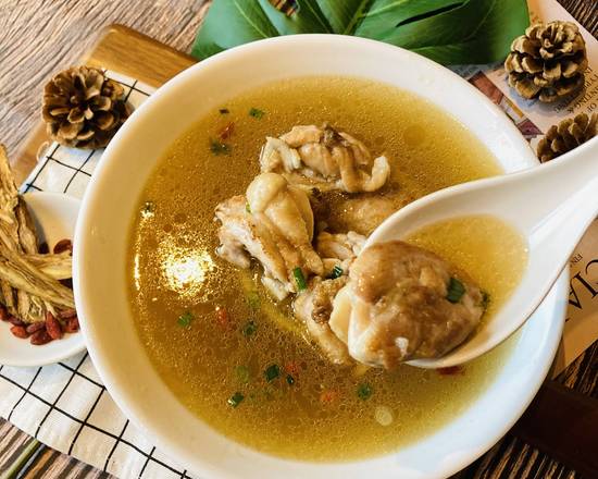 Sesame Chicken Soup 麻油雞